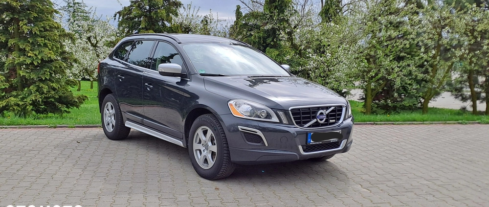 Volvo XC 60 cena 52900 przebieg: 235000, rok produkcji 2011 z Stepnica małe 137